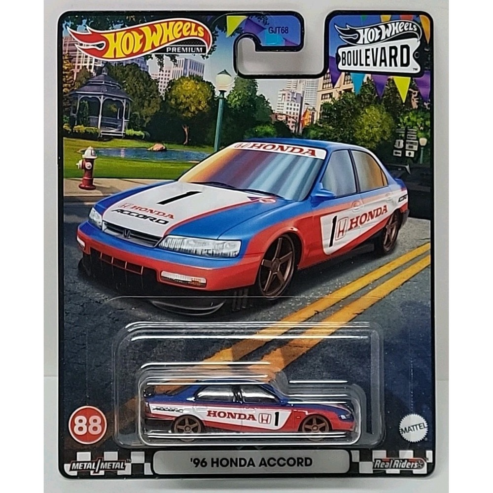 Hot Wheels Premium 2022 HW Boulevard #88 '96 Honda Accord Toy Collectible